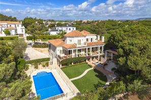 Guide to Buying in Portugal & Running Costs Guide to Buying in Portugal & Running Costs